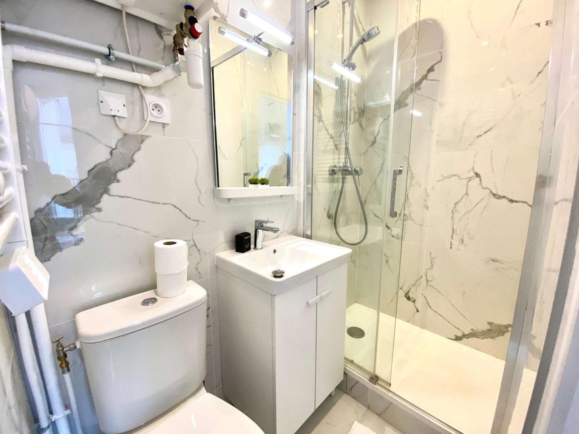 New 436 Keaton - Cosy Center Apartment